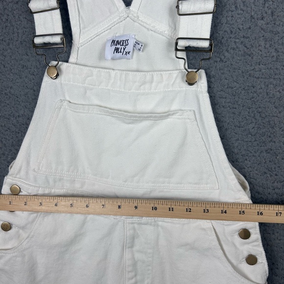 Princess Polly Overalls Shortalls Bibs White Shorts Adjustable Summer Size 4 - Picture 9 of 9